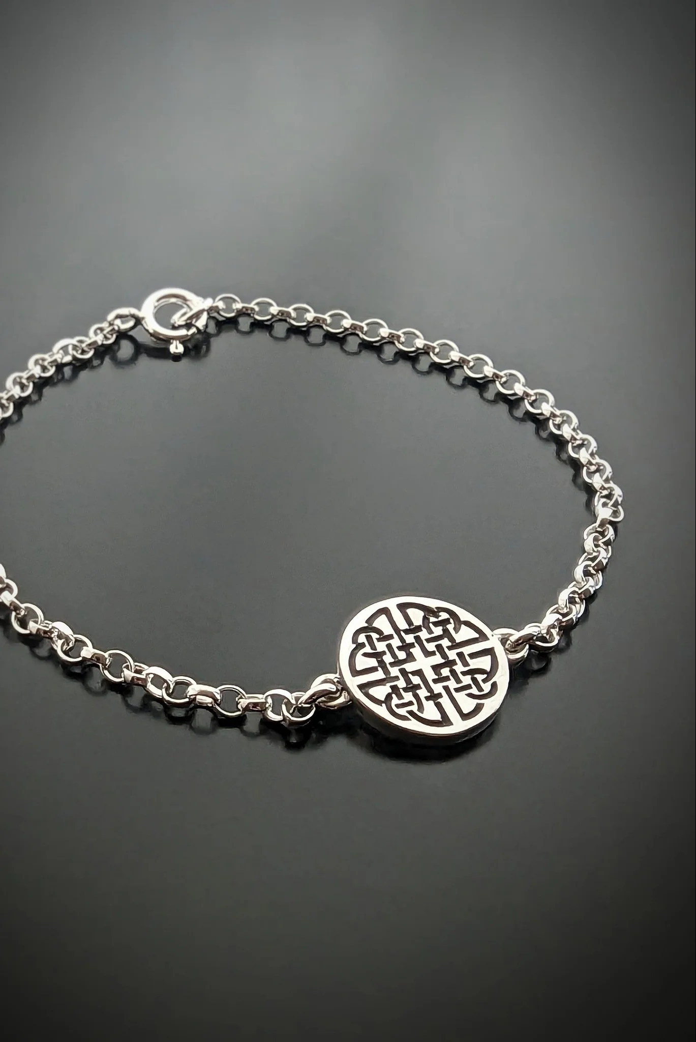 Dara Knot Bracelet - Image 2
