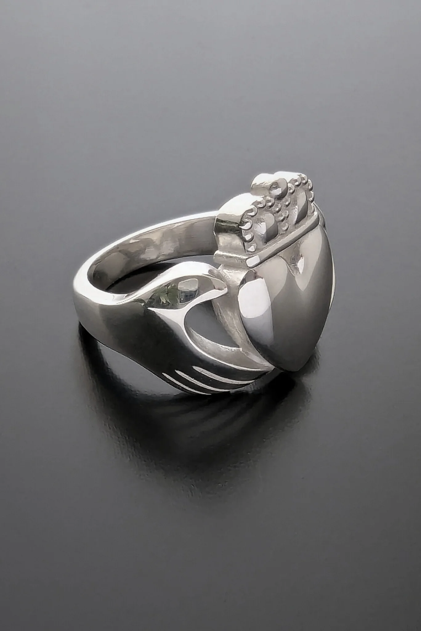 Large Legacy Claddagh Ring Silver - Image 6