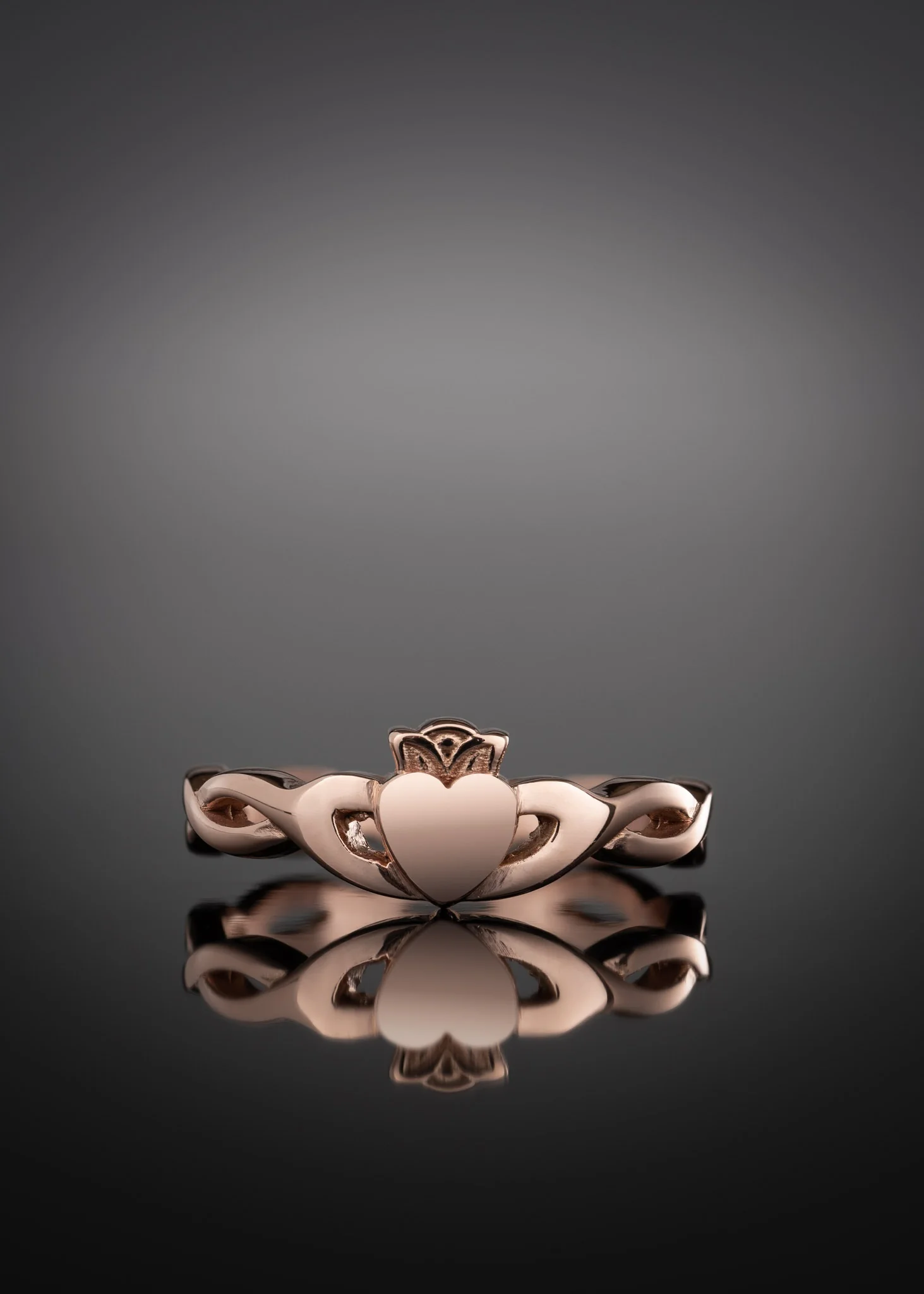 Rose Gold Twist Claddagh Ring